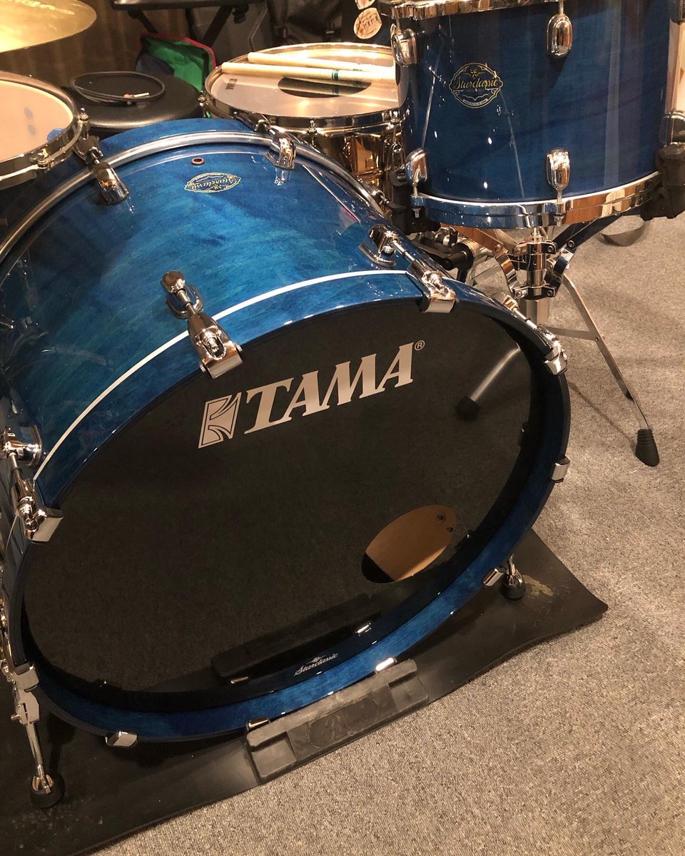 TakaakiShimo's tweet photo. 新しくバスドラムを作っていただきました😃✨めちゃくちゃ最高です😃‼️
ずっと叩いていたい良きセットです😊
関わっていただいた皆様本当にありがとうございました😊✨
いつもお世話になっております✨
#tamastarclassic #tamastarclassicmaple #kjildjian #promarksticks#24bassdrum #どらむ村act https://t.co/5aD8CshszS