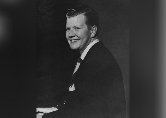 moira_robin's tweet photo. Trans people - lead jazz bands
Billy Tipton
#transpeopleareamazing https://t.co/SUu5uJSdf2