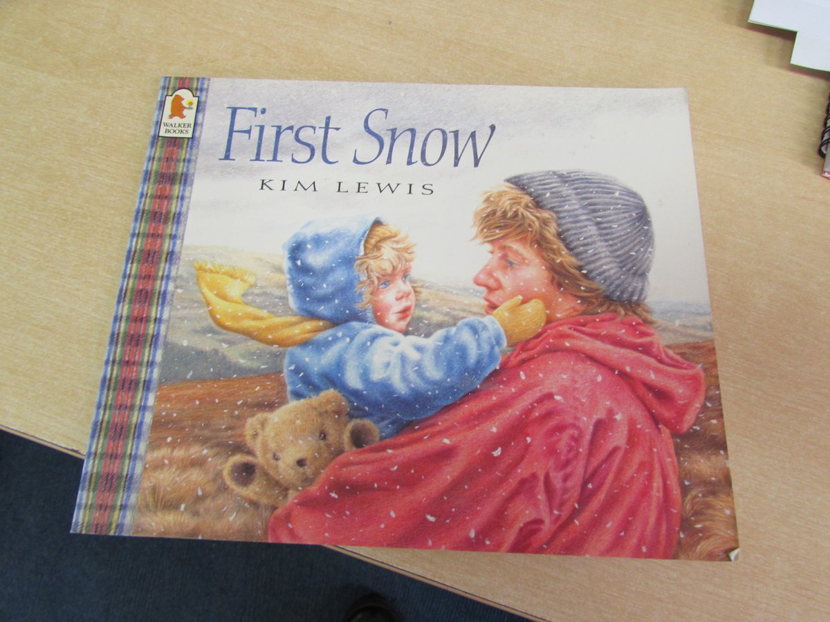 So I shared the book 'First Snow' with the Foxes class yesterday and today we have the real thing! Christmas is a truly magical season.
