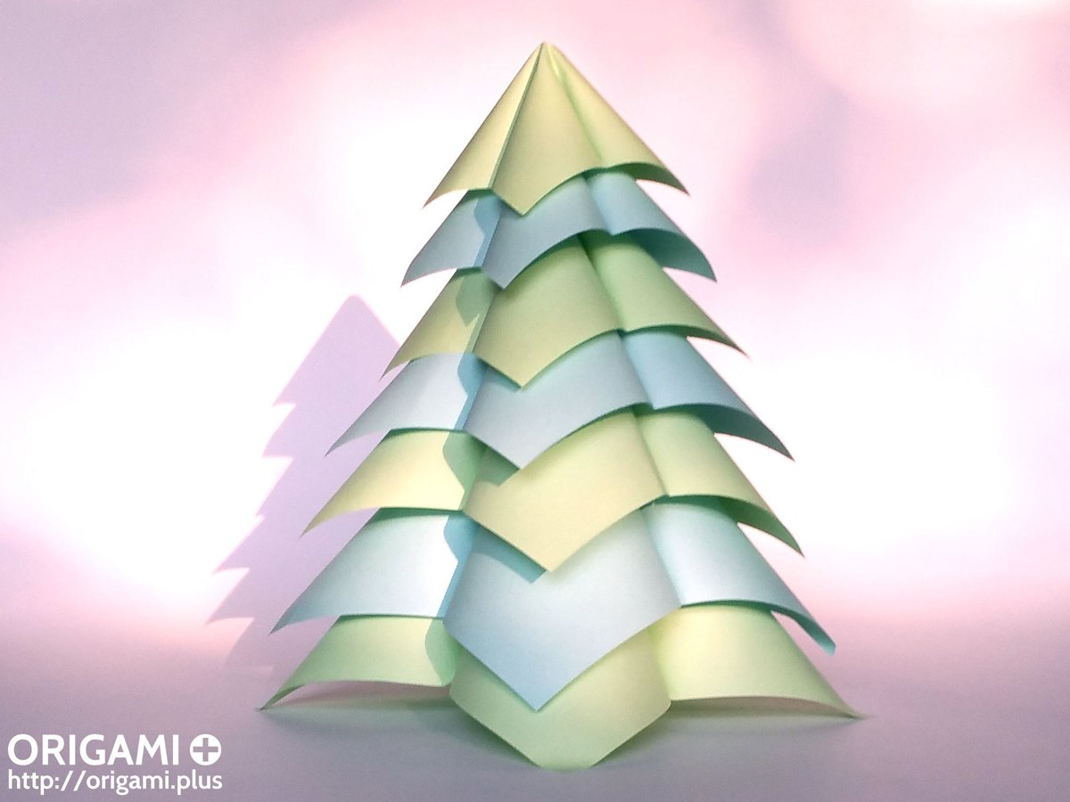 Origami_Plus's tweet image. This is the easiest origami Christmas tree, and it looks awesome with any paper! Video tutorial: youtu.be/QewsvelzLMk #origami #折り紙