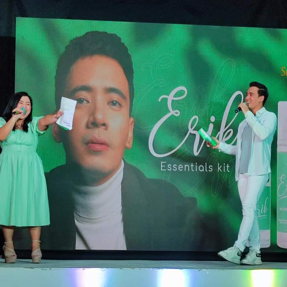 cornerstone_ofc's tweet photo. #ErikSantos surprises the viewers with his Essentials Kit presenting "ERIK" by @SecretScentsPh. 💚 Available now on #Shopee and #Lazada. 

#PaskongKayakapKa https://t.co/mWZO2b2zba