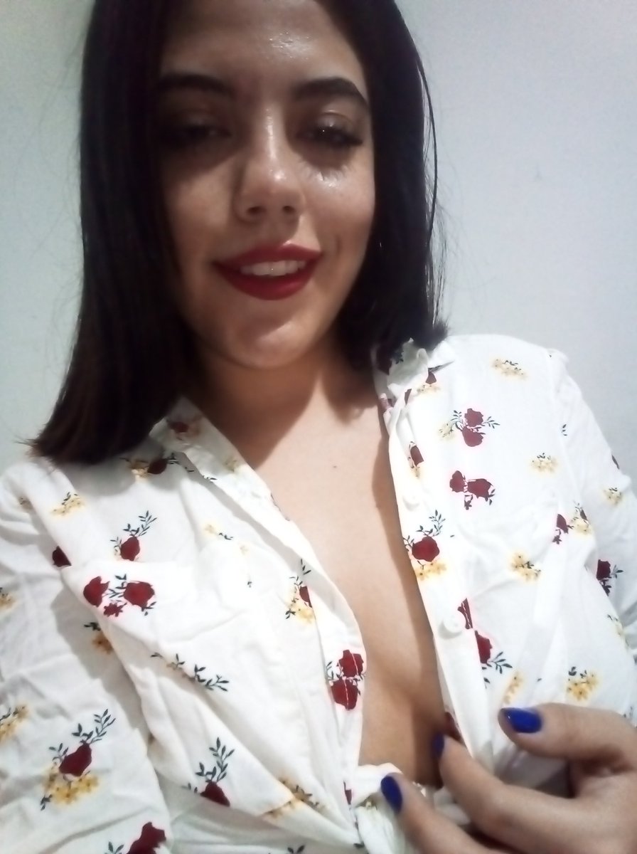 MarieHo978's tweet photo. Buena noche✨😘 https://t.co/z8NBHplgg8
