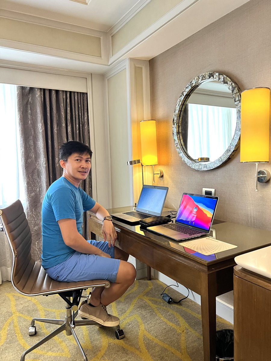 iamglmr's tweet photo. Since there’s a thin line between work and travel, I have to deal with this 😅 https://t.co/Iwuv4OmldM