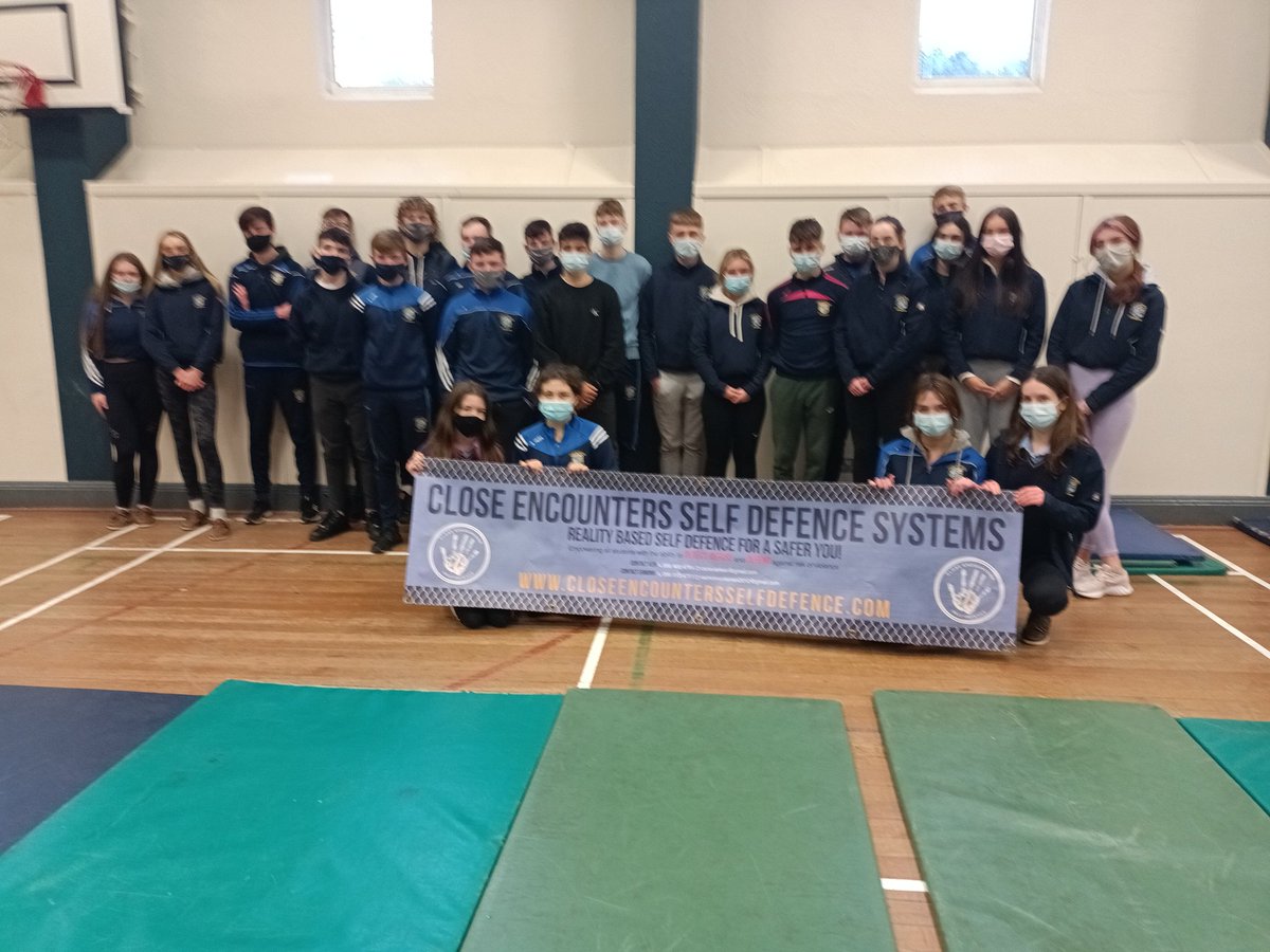 eamonncoleman4's tweet photo. @salesianpallas 
selfdefence workshop delivered  to this year's Transition year students  well done guys "stay safe " https://t.co/RJgh7td0cr
