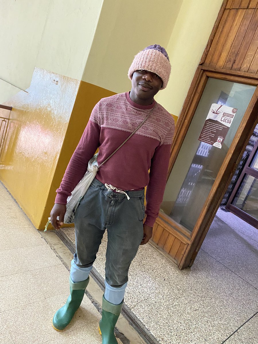 Great_King_Sam's tweet image. #CocoaFarmer #FarmersDay@tv3_ghana @Bridget_Otoo @peacefmonline @TheGhanaWeb @metrotvgh @Citi973 @gyaigyimii @benkoku @NAkufoAddo @konkrumah @moigovgh @GhPoliceService