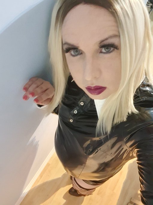 Put a ring on it daddy 💞💋💘🍌 https://t.co/r4ny2vPOLN<a href="/tag/xhamster"class="tags"><span>#xhamster</span></a>