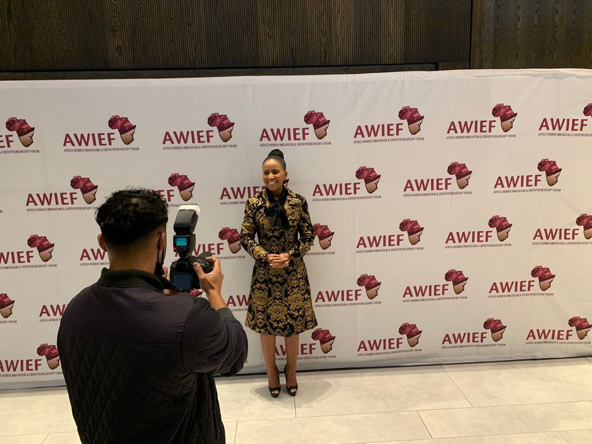 awieforum tweet media