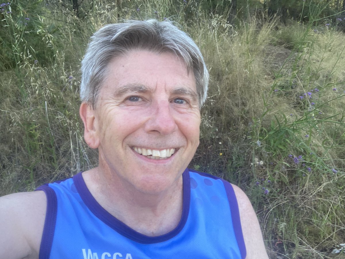 KenGrimson's tweet photo. First #runCharlesSturtrun - 5.68km ticked off on #waggawagga’s Willans Hill today. A bit warm (31 degrees) this arvo to wear the official T but I love the black and orange colours - go the mighty Wests/Balmain Tigers. https://t.co/BjqUCQcKRI