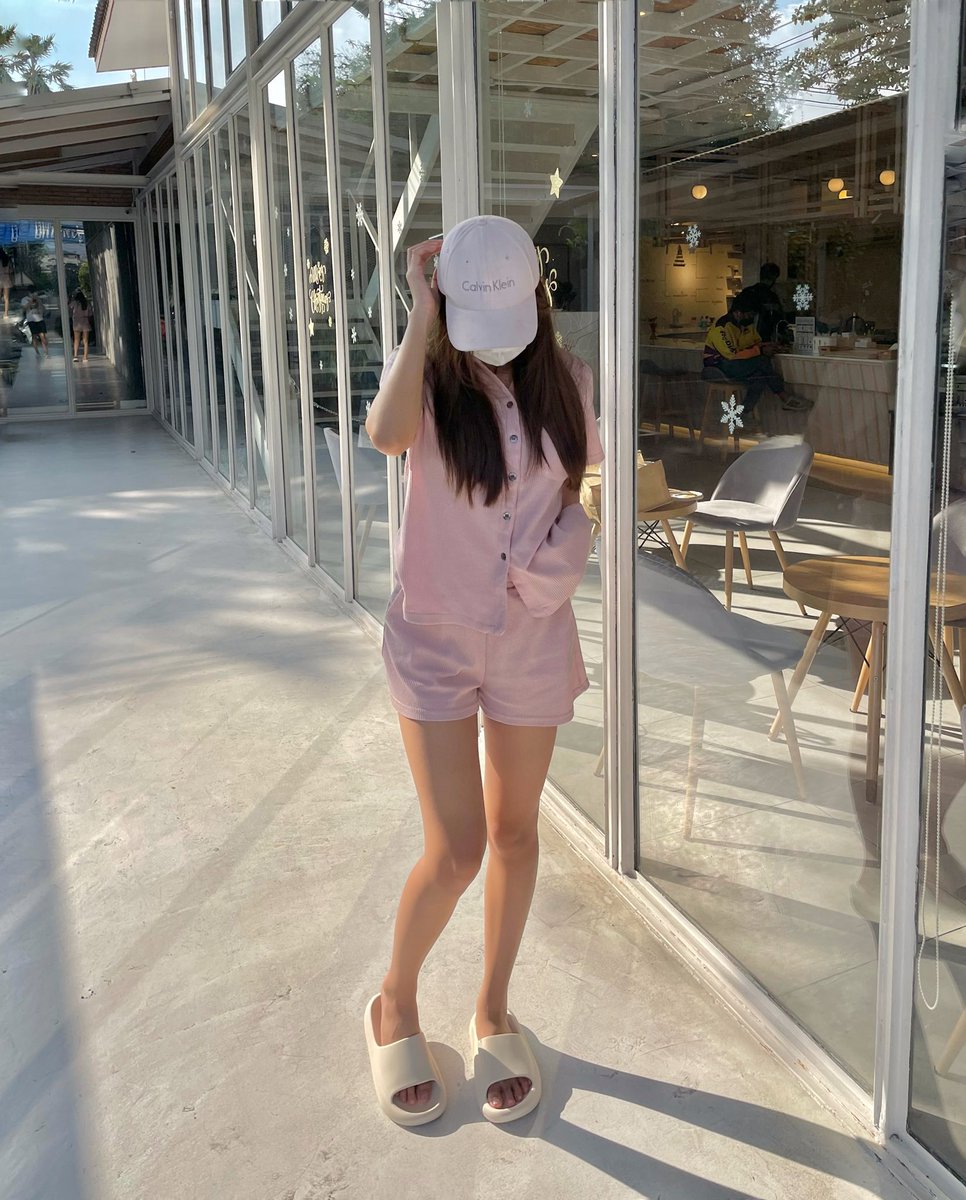 noeysavitta tweet picture