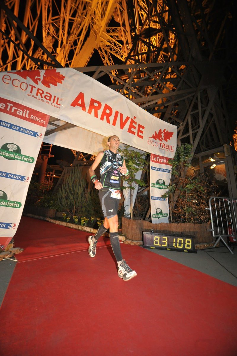 Hablamos mucho de la alimentación en carrera y antes de la prueba, pero muy poco de qué y cómo comer tras la meta. Ayer en <a href="/aragonradio/">Aragón Radio</a> la nutricionista <a href="/evarguedas/">Eva Arguedas</a> nos dio las claves para una correcta alimentación en los días posteriores al objetivo.

🎙 territoriotrail.es/territorio-tra…