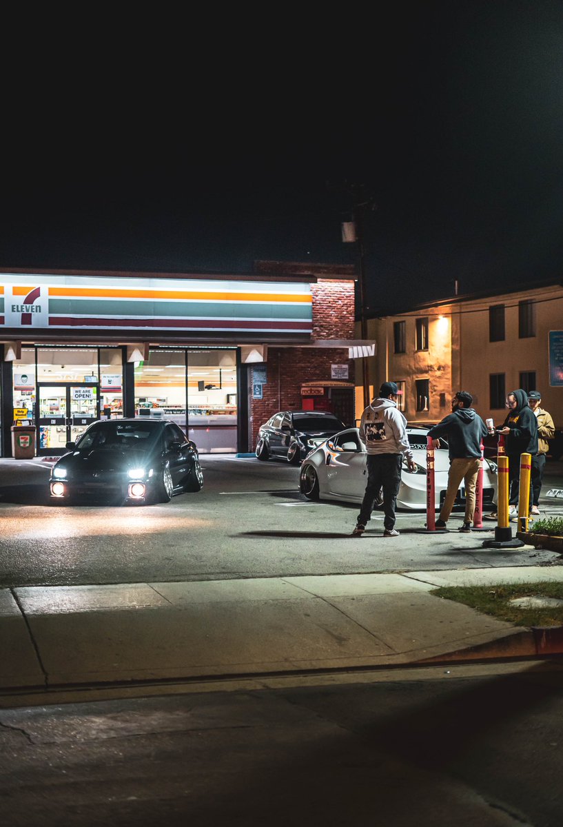 streetfuelco's tweet photo. 711 📸 // https://t.co/IkLcEBMnMd