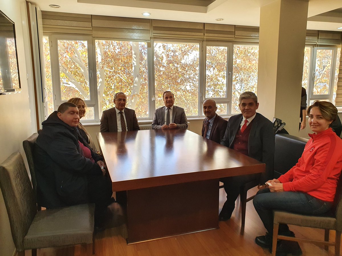 <a href="/TBMMresmi/">TBMM</a> Başkanvekilimiz Kocaeli Mv <a href="/haydarakar/">Haydar Akar</a> Türkiye Sakatlar <a href="/TSKonfederasyon/">Türkiye Sakatlar Konfederasyonu</a> umuzu ziyaret etti.

Engellilerin siyasete katılımı ve engelli hakları konusunda görüş alışverişinde bulunduk.
<a href="/yusufcelebitsk/">Yusuf Çelebi</a> <a href="/AynurDankaz/">Aynur Dankaz</a> @yildiraycinar06 <a href="/metinayhan/">Dr. Ayhan Metin</a> <a href="/bulenttekin/">Bülent Tekin</a> <a href="/HalimeYILDIZZ/">Halime YILDIZ</a>