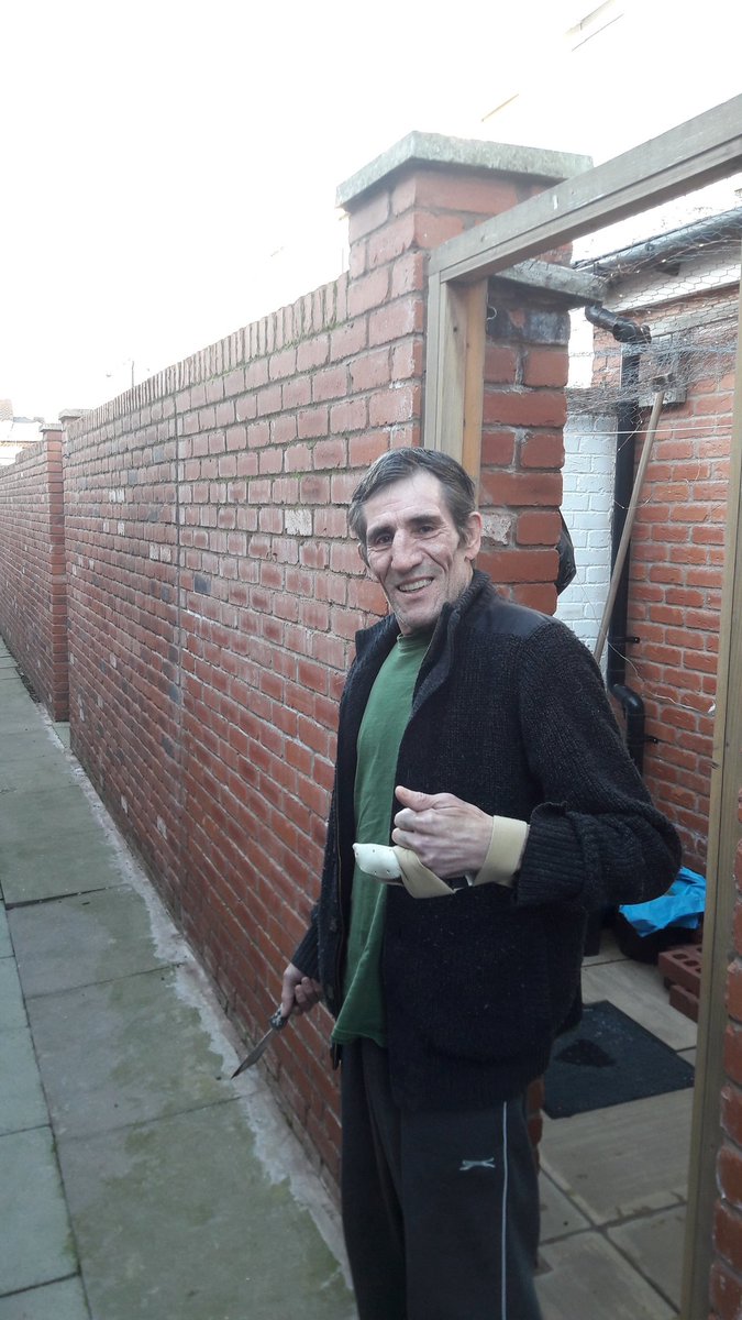 Big thank you to <a href="/AlleyAngels/">Alley Angels</a> volunteer and YHG resident called Peter for keeping his Gurnall / Randolph clean and tidy with his jet wash and elbow grease.