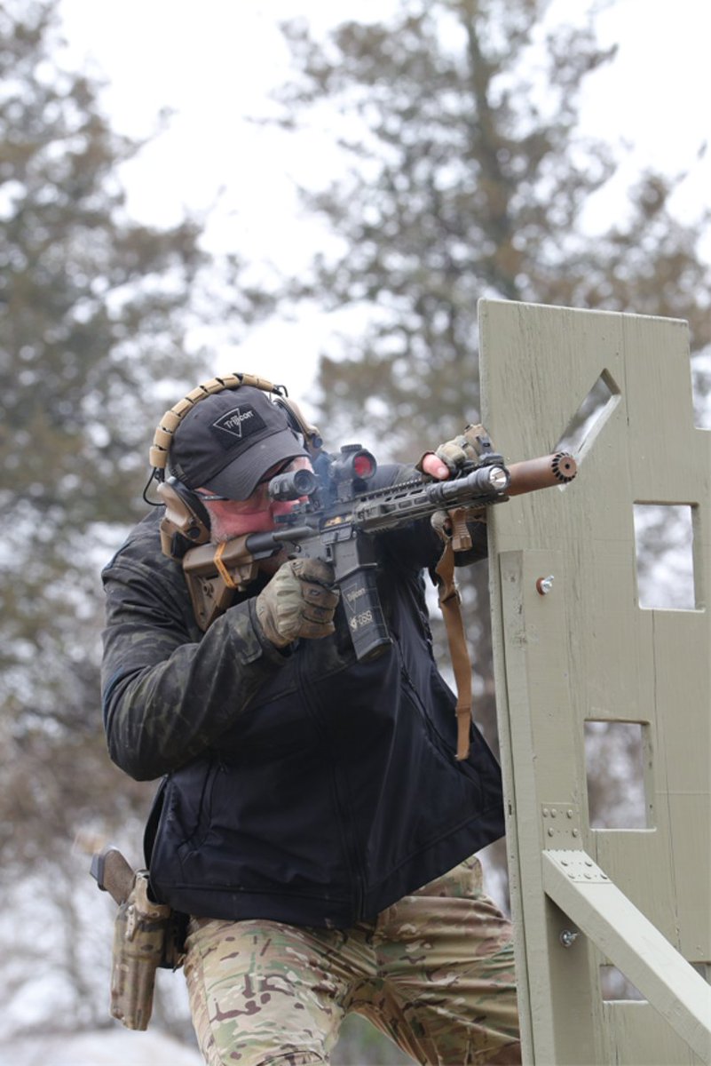 Trijicon's tweet photo. The Grinch isn’t taking our Christmas this year.
📷: @LeadFaucet
#Trijicon #MROHD #Tactical https://t.co/oulsN781l2
