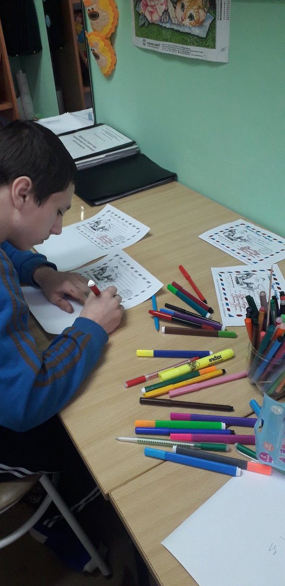 srcng20's tweet image. #mspno Дед Морозу напишу,
И в письме я попрошу,
Чтобы Дедушка Мороз
Нам в семью сюрприз принёс.