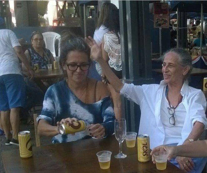 poison_hooker's tweet photo. Hoje é aniversário da patroa de todos os Tomeires. Queria ir pro AF comer água com a lenda @AddaLouise. Feliz aniversário, amg! #AddaDay https://t.co/HdSOTIM0XV