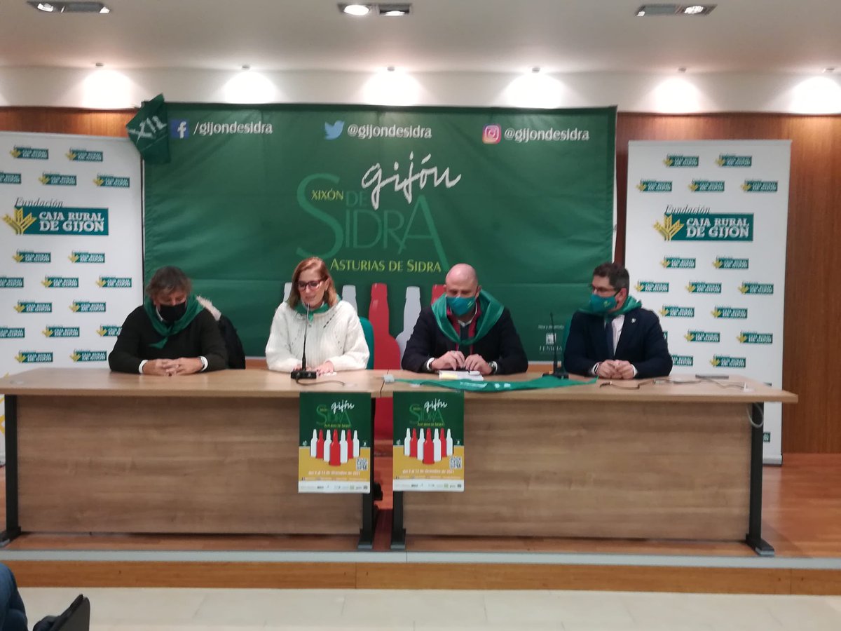 Ya estamos en la presentación de <a href="/gijondesidra/">Gijón de Sidra</a> 2021
A partir de mañana viernes saldremos a recorrer las sidrerías con nuestro pañuelo verde durante los 10 días de dura el certamen. ¿Estáis preparados? 

#GijóndeSidra2021 #Gijóndesidra #XixóndeSidra2021 #Xixondesidra