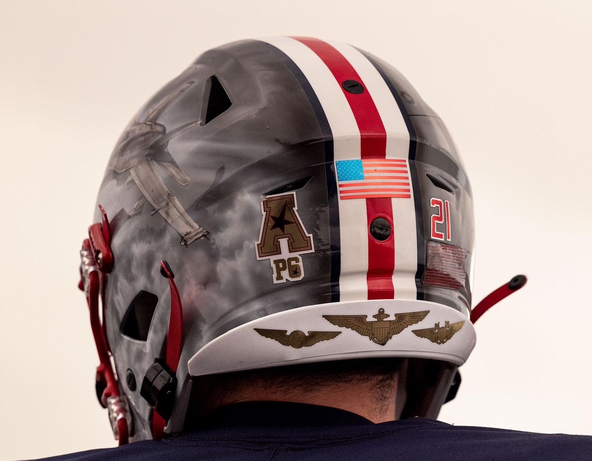 NavyAthletics's tweet photo. Cranial check.

#FlyNavy | #BeatArmy https://t.co/p7Vmw02deV