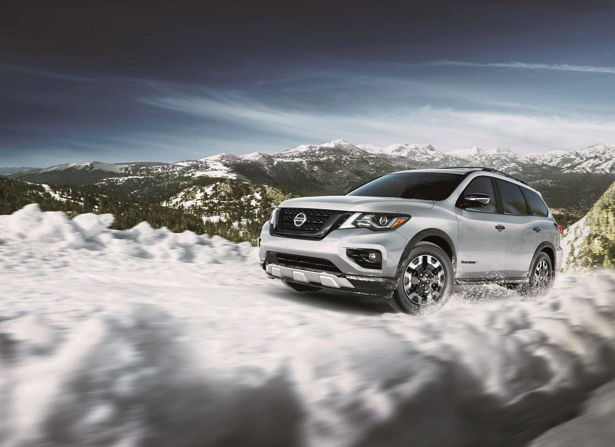 fletcher_dodge's tweet photo. Everyone needs to *snow* these winter driving tips. https://t.co/iWoOJ6Xkke https://t.co/lo4fwsjfs3