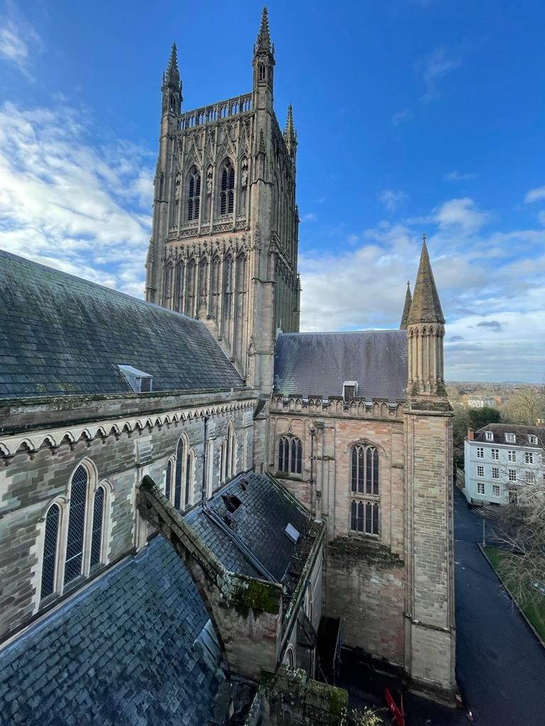📣📣 Update 📣📣

The nave and cloister are unaffected and open, Christmas services will go ahead and the bells will ring once more...

Tap the link to find our latest update following the damage caused over the weekend by #StormArwen... 

worcestercathedral.co.uk/news

🙏🎄🎄🎄🎄🎄🙏