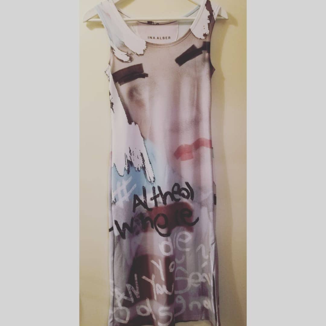 AlberDesigns's tweet image. DRESS DESIGNED FOR THE AWESOME ACTRESS SYDNEY LEMMON 🌸