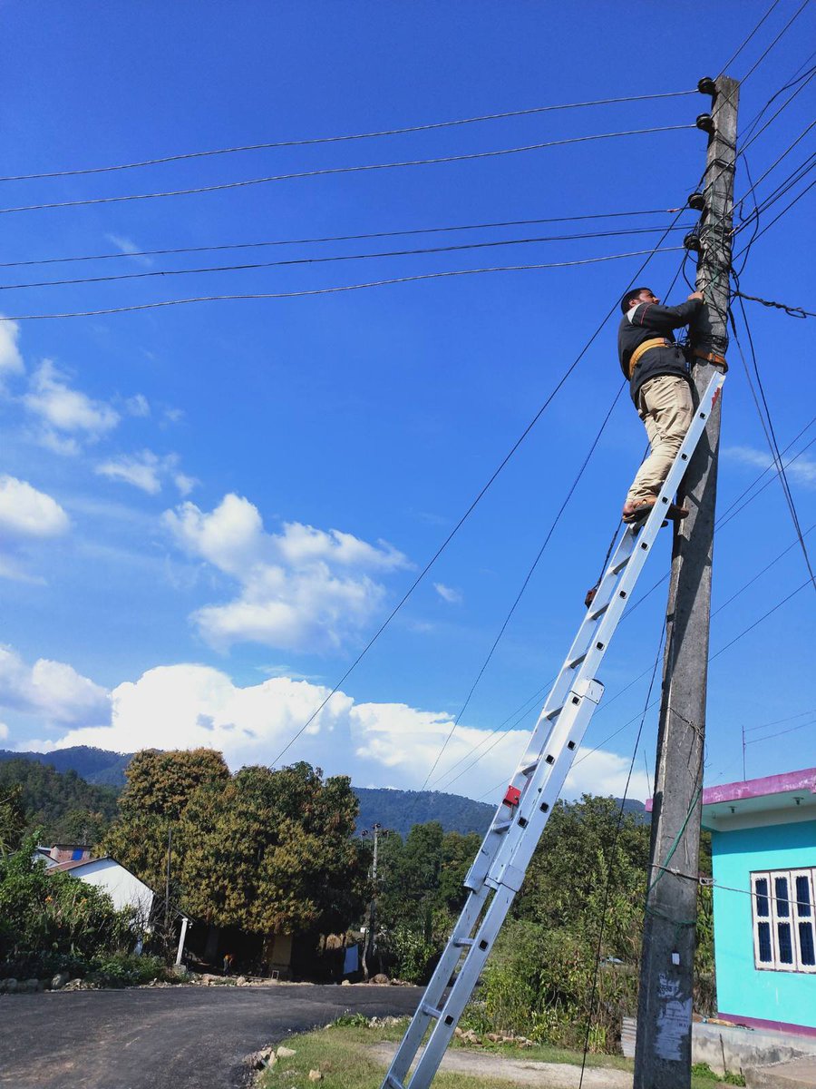konnectnepal's tweet photo. Fiber-To-The-Home Workstation in beautiful #Sunwal Nagarpalika of #Parasi district. Sunwal is an urban core and a gateway to Butwal, Ramgram and Bharatpur. https://t.co/LjABawzjBT