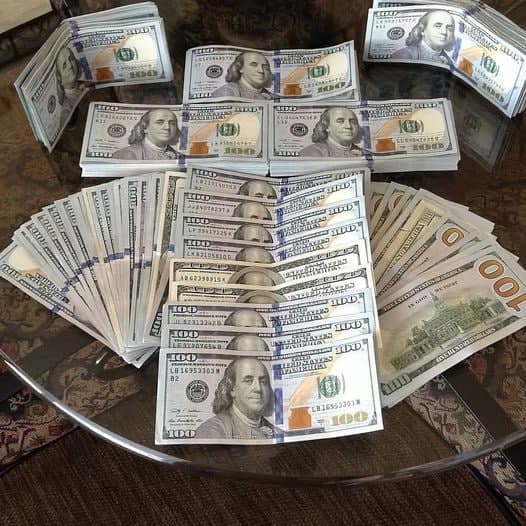 dany56981's tweet photo. People need to learn to try new things, which will bring you unexpected benefits. Getting rich is not by a fixed monthly salary, but by knowing how to invest and making better use of your own funds to make money, so that you can get rich. https://t.co/b1s591ALVR