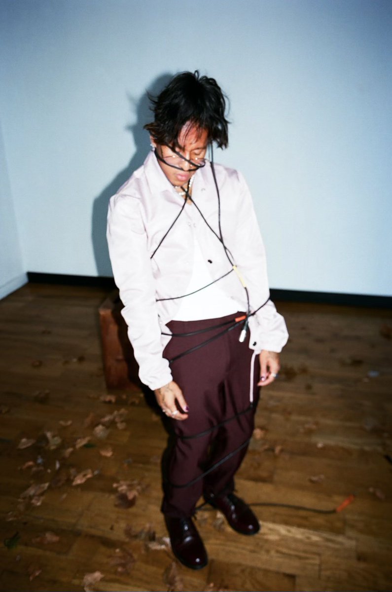 molina_xe's tweet photo. ITS ALIVE ⚡️⚡️⚡️ the internet brought the rockstar back to life, part of the Molina Fall’21 Collection. Link in bio for more 🍂 

#molinafashion #andremolina #lookbook #rockstar #styleinspo #photoshoot #ootd #fashionblog https://t.co/5UBihT6mj8