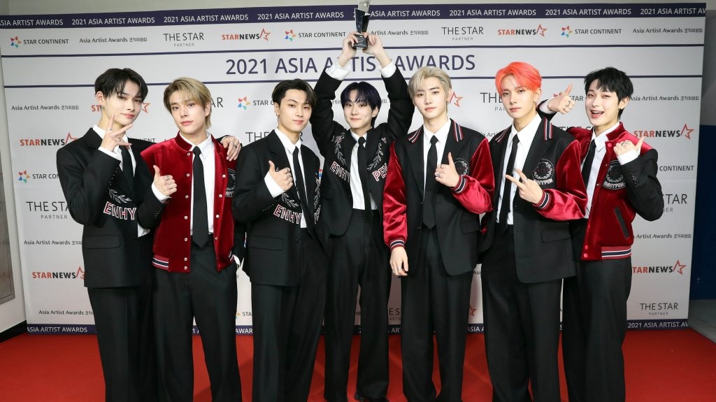 PRODBYENGENE's tweet photo. 15 TROPHIES IN OVER 1 YEAR 🎉

🏆 TFMA ROTY
🏆 TFMA Artist of the Year (Bonsang) 
🏆 GDA ROTY
🏆 GCMA ROTY
🏆 SMA ROTY
🏆 TTA Best Artist - PH
🏆 TTA Global Artist
🏆 The Show (2)
🏆 Show Champion (2)
🏆 Music Bank (2)
🏆 AAA ROTY 
🏆 AAA Best Artist 

@ENHYPEN_members @ENHYPEN https://t.co/MqxL8SHo1r