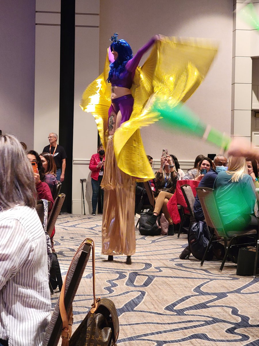 Mrs_Willis_Math's tweet photo. @lead4ward , once again, puts on a great conference! What other conference begins with jugglers and stilt walkers?? #think2021 #dareya https://t.co/y1fDaZxCx6
