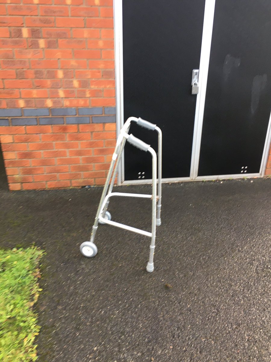 Crewe_Ranger's tweet photo. #justforfun 🥳#SpottheDifference 😁 minor readjustments from the @CreweTCouncil Rangers https://t.co/dhMrNYx1hz