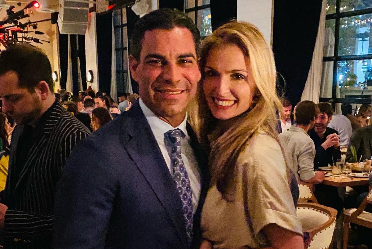 FrancisSuarez's tweet photo. We were so excited to welcome @Nasdaq today for their first official event in Miami alongside @aparkthelark, @anthemos, @Machiz, &amp; @chest!

The Miami Movement isn’t slowing down anytime soon 🚀 https://t.co/KJp7JLJy8L