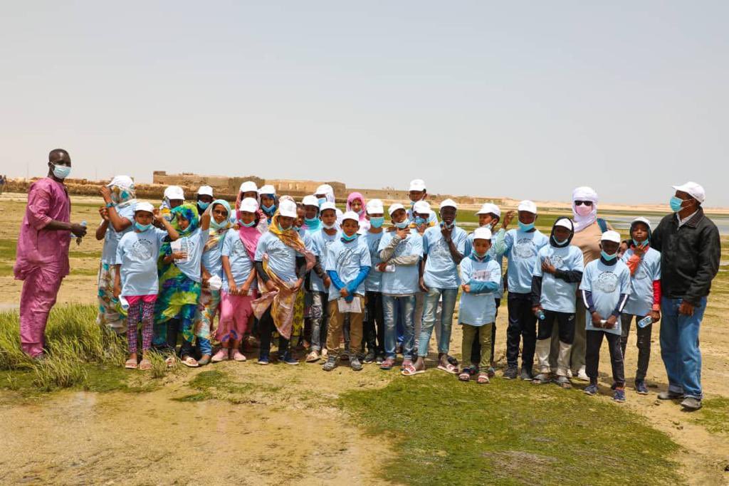 rampao_network's tweet photo. #mauritanie #tortueverte🐢 🐢 🐢
_
𝗟𝗘 𝗣𝗥𝗢𝗝𝗘𝗧 𝗧𝗢𝗥𝗧𝗨𝗘 𝗩𝗘𝗥𝗧𝗘
Campagne de sensibilisation sur la conservation des tortues marines au port artisanale de Nouadhibou.
#RAMPAO #AMP #PRCM #MAVA #BIRDLIFE #ACCOBAMS #UICN #MEDASSET #CGPM #DAMCP #CSE #PAG #OGPR #DPWM https://t.co/EXGebzkvcs