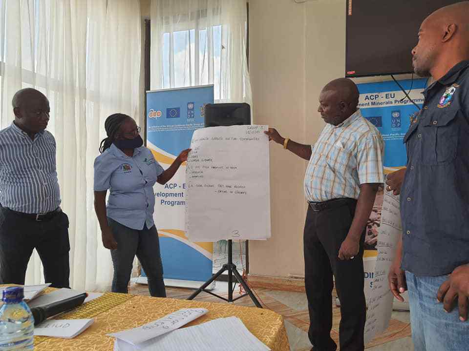 DevelopmentMin's tweet photo. In #Zambia, #DevMin team has organized a workshop on Environmental Assessment Guidelines♻️& Implementation Toolkit 🧰 for Artisan and SmallScale Miners and communities on Development Minerals in Copperbelt, Northern, Northwestern and Luapula Provinces🇿🇲 https://t.co/VicrDhm8jZ