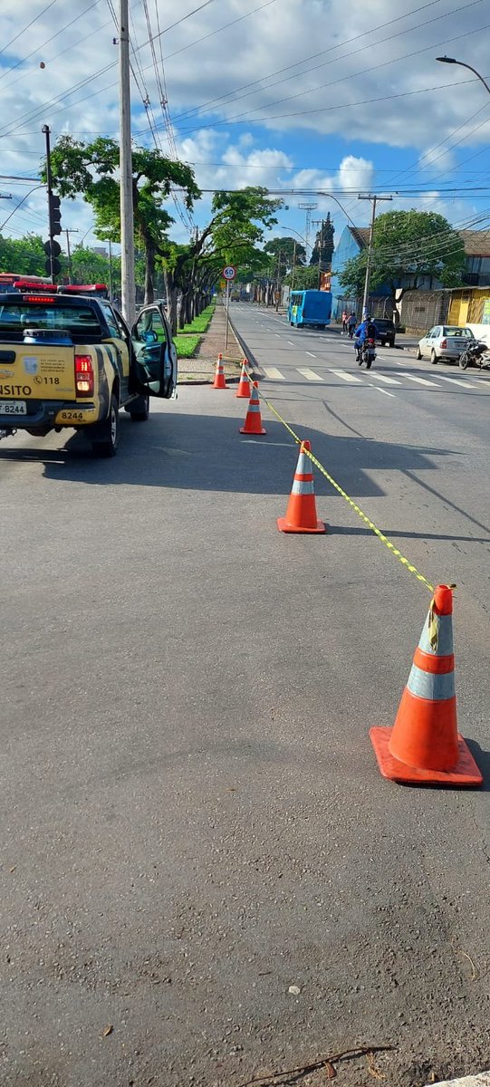 TransContagem's tweet photo. 06h50 - Semáforo apagado na av. Babita Camargos, nº650, c/ rua Osório de morais, bairro Cid. Indl.

🚨Agentes 
@TransContagem
 no local
🚦Equipe de manutenção semafórica a caminho https://t.co/WFDsMtZqWB