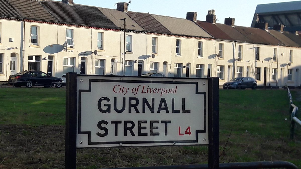 Big thank you to <a href="/lpool_LSSL/">Liverpool Streetscene Services Ltd</a> for removing the graffiti from our beautiful Gurnall Street Sign which makes our residents happy &amp; generates £196 HACT Social Value for the local community #LittleThingsMatter