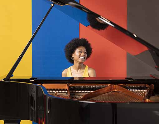 Tonight is the night of <a href="/IsataKm/">Isata Kanneh-Mason</a>'s debut at the <a href="/southbankcentre/">Southbank Centre</a>.
 
👉 Queen Elizabeth Hall
👉 7:30pm
👉 Tickets: £10-£45

ow.ly/9LUx50GOBu6
