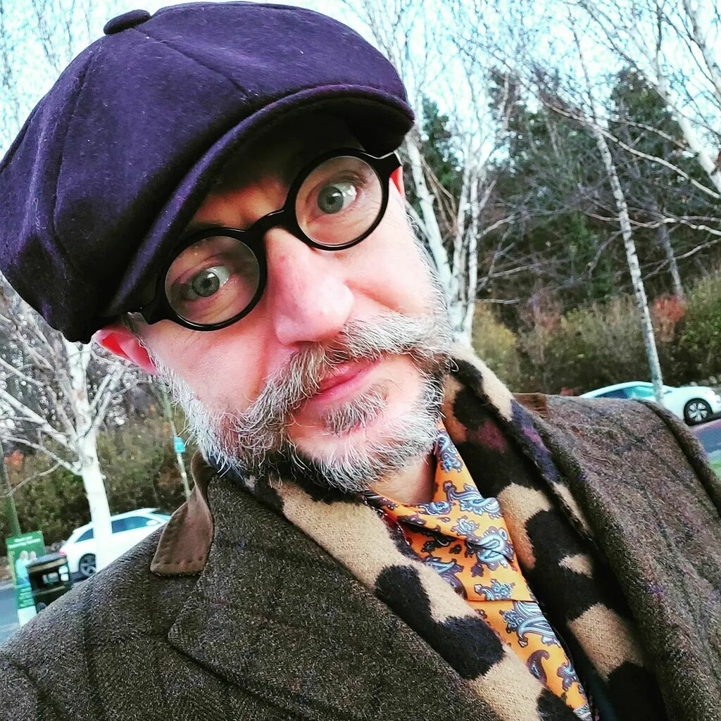 JaseRutter's tweet photo. Captain Clever didn't consider that frosty ground and leather-soled shoes might not be the best combination for a man of his age today... 🤣
.
.
#tweedcap #readingglasses #sohoscarves #tweedcoat #flatcap #bakerboyhat #leopardprint #paisleyscarf #silkscarf #winterwardrobe #goo… https://t.co/en8gtLqHip