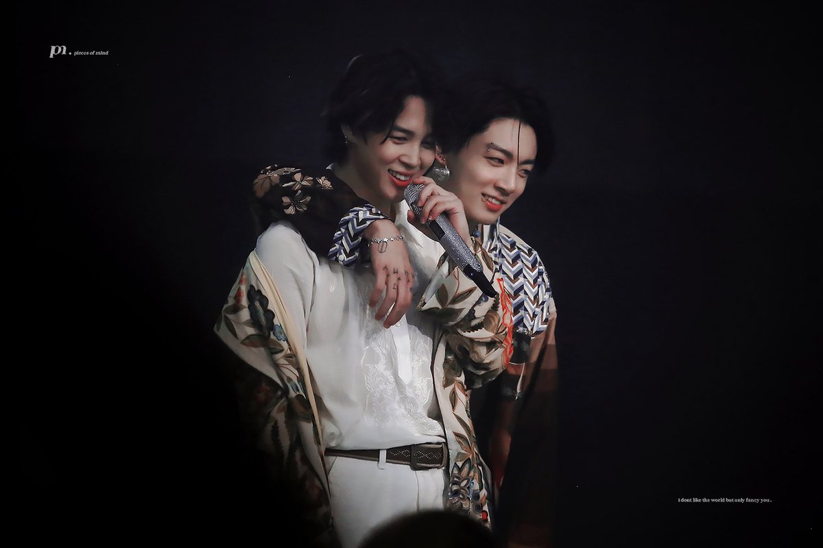 piecesofmind_jm's tweet photo. #JIMIN #지민  @BTS_twt 211201 https://t.co/aGN07fXGfT