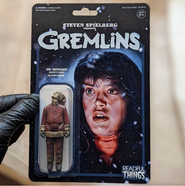 killianhgore's tweet photo. That's so distasteful. I love it!
Photo credit - Readful Things (Instagram)
#horror #gremlins #christmas #readfulthings #toys https://t.co/SOjkdIJIsz
