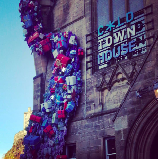 EvolveGroup4's tweet photo. It’s beginning to look a lot like Christmas at @coldtownhouse Stunning present display installed to really get us all in the mood! Get down to CTH for a hot toddy…or two! A beautiful venue inside and out! #coldtownhouse #grassmarket #activation  #evolveactivations 🎁 🎄 🎅 https://t.co/2qbHqCtjx4