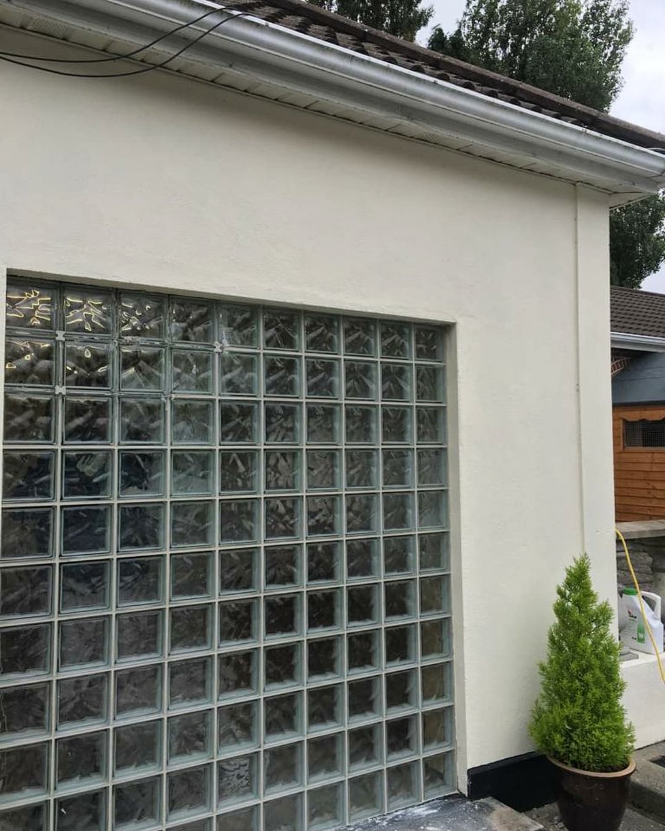 GlassBlockCo's tweet photo. Old drafty unnecessary patio doors replaced with glass blocks for light and privacy. 👌 

#glassblocks #glassblockco https://t.co/7GJCCnUVgd