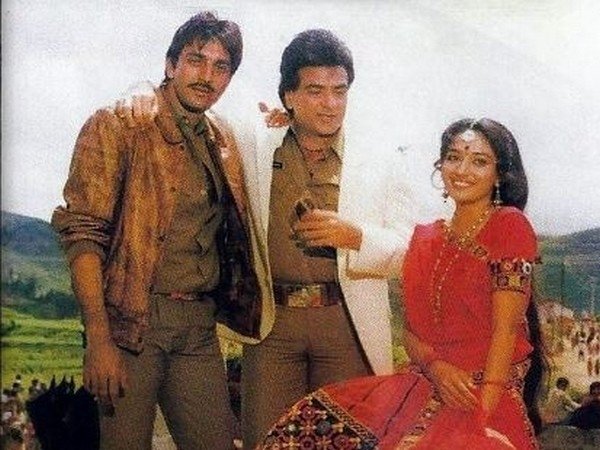 Mera balan thanedaar 155. Mera balan thanedaar 155. Mera balan thanedaar 155. Авийит датт. Mera balan thanedaar 155.