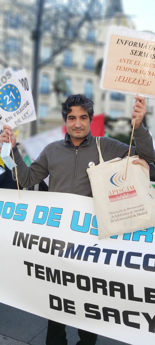 fijeza_arauz's tweet photo. 📍Pidiendo y exigiendo empleo digno, Justicia y aplicación de la normativa de la UE.
📍 Nuestra admiración eterna hacia ellos: empleados públicos temporales víctima de abuso que llevan años siendo explotados por nuestras AAPP que incumplen los mandatos de la UE.

#FijezaYA #Arauz https://t.co/0vfAXblW7W