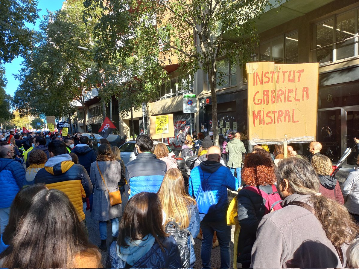 CGTEnsenyament's tweet photo. Interines i temporals reclamem el compliment de la jurisprudència europea. Estabilitat laboral per a uns serveis públics dignes i de qualitat.

#VagaEducació2D

#LesQueHiSomEnsQuedem

#FixesaJa #AturemOPOS https://t.co/r7WSeoFDc4