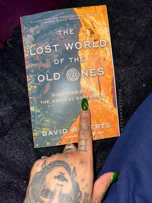 A sweet person gifted me this, and I am continuously enthralled by the ancient beauty that was once concealed<a href="/tag/book"class="tags"><span>#book</span></a><a href="/tag/books"class="tags"><span>#books</span></a><a href="/tag/archaeology"class="tags"><span>#archaeology</span></a><a href="/tag/naudiaexotica"class="tags"><span>#naudiaexotica</span></a><a href="/tag/davidroberts"class="tags"><span>#davidroberts</span></a>