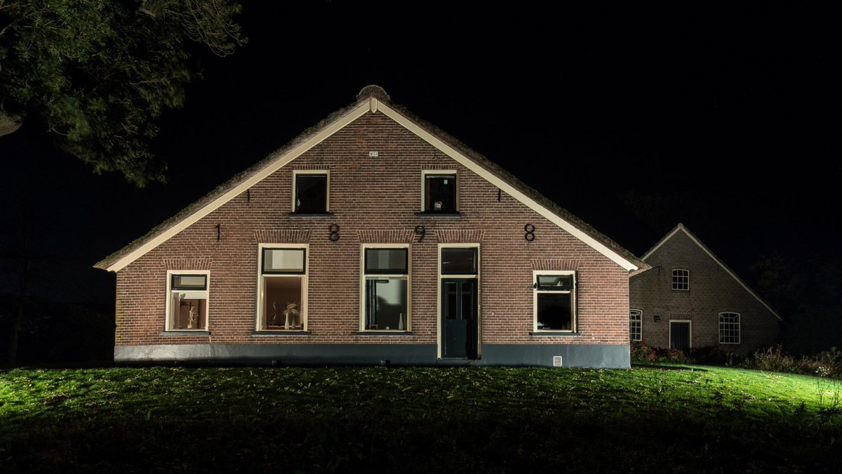 Laat je verrassen tijdens Kampereiland in het licht! Op 15, 16 en 17 december rijd je vanaf schemertijd een route langs prachtig verlichte boerderijen. Onderweg zie je van alles! Wij kijken er al naar uit: 
ijsseldeltaboertbewust.nl/activiteit/kam… <a href="/hetkampereiland/">Het Kampereiland</a> <a href="/ijsseldelta/">IJsseldelta</a>  #visitKampen