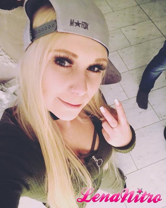 Bis Weihnachten wird es jetzt jeden Tag in meinem VIP Telegram Kanal ein Video zum halben Preis geben<a href="/tag/telegram"class="tags"><span>#telegram</span></a><a href="/tag/pornstar"class="tags"><span>#pornstar</span></a><a href="/tag/private"class="tags"><span>#private</span></a>