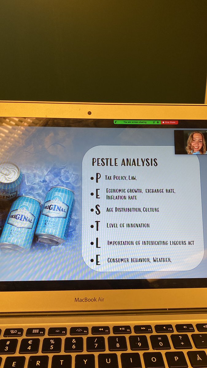 maisamet1's tweet photo. Presenting our marketing plan, luckily Simcoe liked it🤩❤️ #Marketing #MetropoliaBiz #LongDrink https://t.co/mcwGLz57Pe
