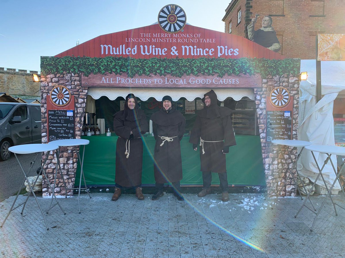 AdrianDavidLyon's tweet photo. Our Round Table stall is ready to open at midday at Lincoln Christmas Market. Hope to serve mulled wine, spiced cider, mince pies and gingerbread trees to you later. All proceeds to local good causes. @lincoln_rt @lincolnelf https://t.co/FxQlQ3xXdc